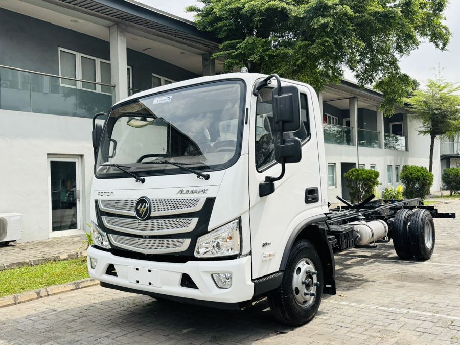 Foton Aumark light-duty truck, chassis cab