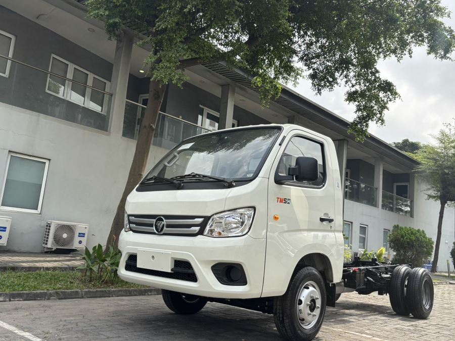 Foton BJ1030 light truck, chassis cab